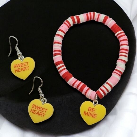 Candy Heart Yellow Charm Bracelet & Earring Set Valentine's Sweetheart Be Mine - Picture 2 of 2